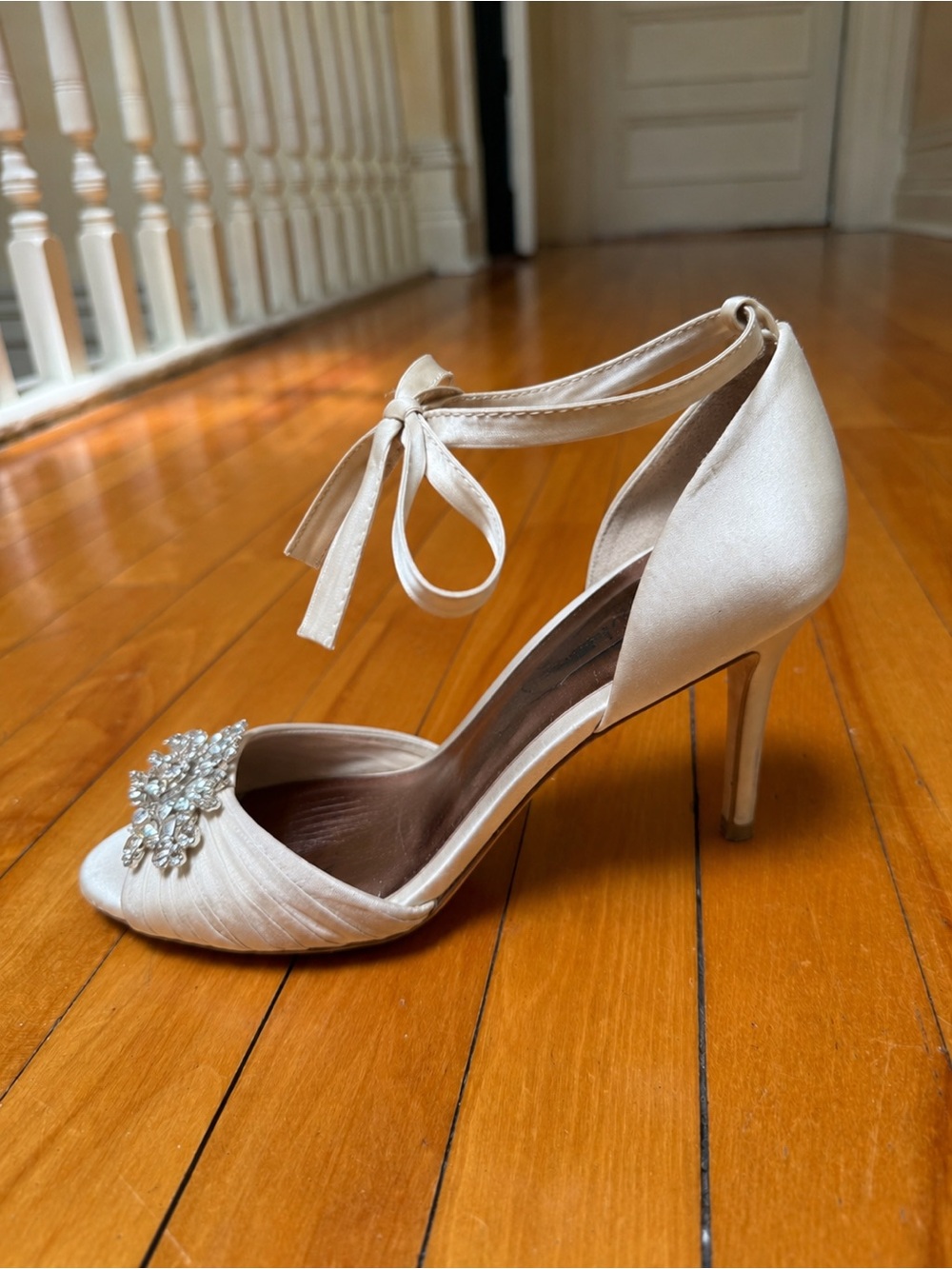 Badgley Mischka Ivory Satin Crystal-Embellished Ankle-Tie Heels